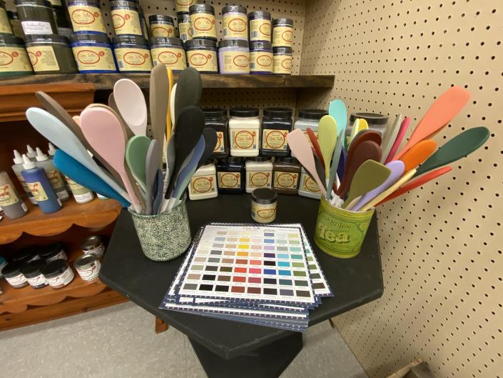 Dixie Belle Paint Supplier